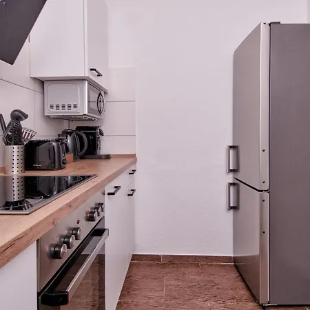 דירה Rg Living - A2, H2o-therme & Free Parking הרפורד