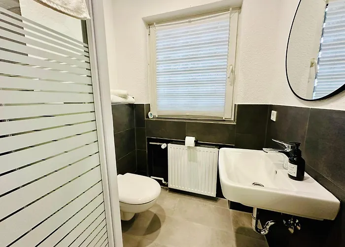 Rg Living - A2, H2o-therme & Free Parking * 허포드